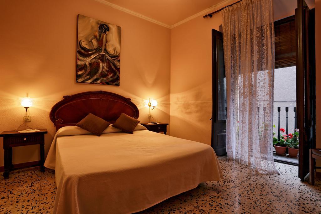 Hostal Populetus Poboleda المظهر الخارجي الصورة