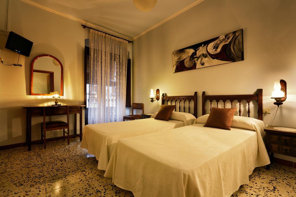 Hostal Populetus Poboleda المظهر الخارجي الصورة