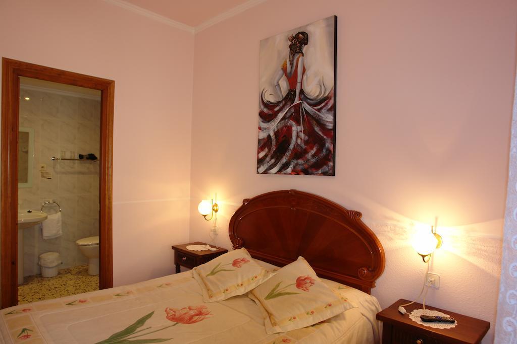 Hostal Populetus Poboleda الغرفة الصورة
